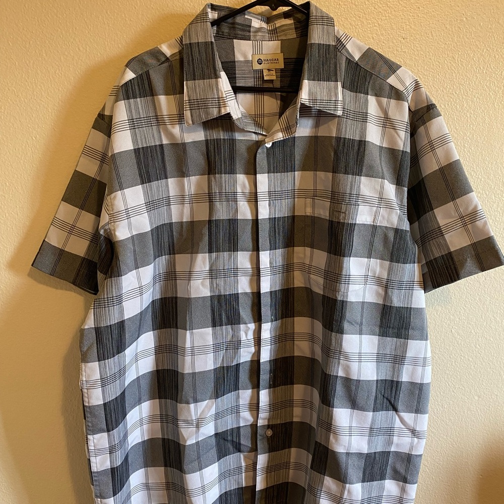 Haggar Men’s Button Down Shirt XL